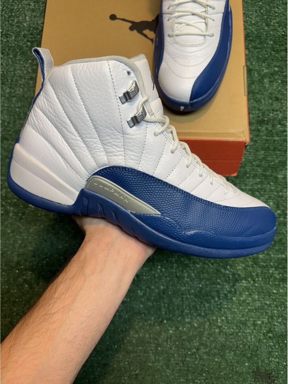 Jordan Retro 12 French Blue Size 10.5